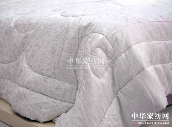 藍鴿家紡2011被子推廣季