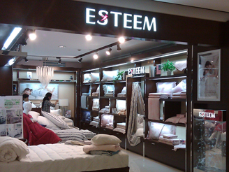 ��ͥ���u��չʾ