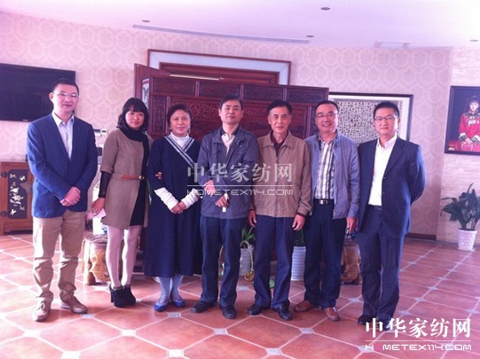 紅富士董事訪問高校探尋校企合作新模式