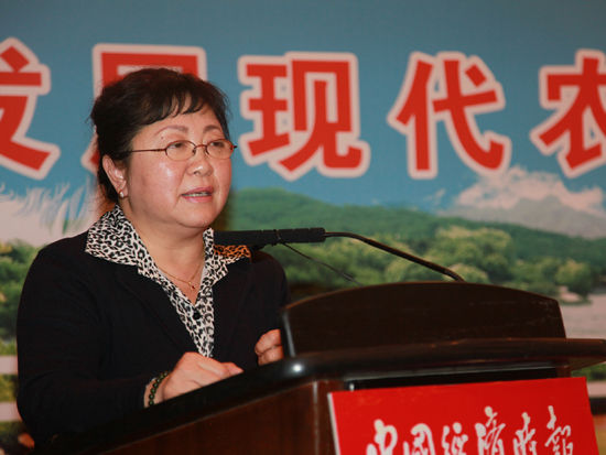 姚小蔓:促進鵝鴨養殖帶動農民致富