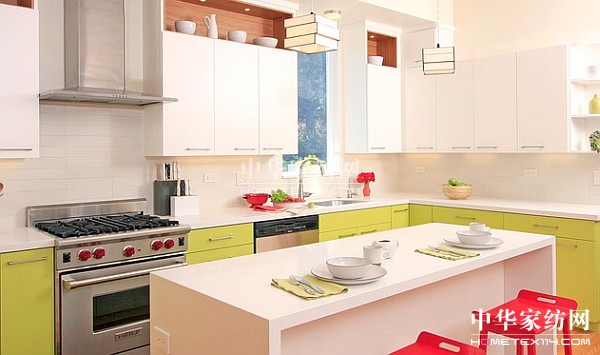 【4】現(xiàn)代簡約風(fēng)格廚房 講究“設(shè)計”不簡單