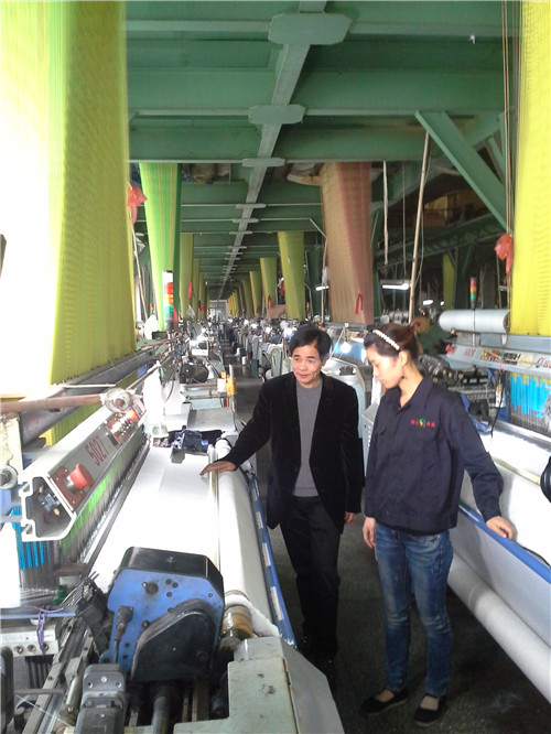 越龍?zhí)峄ㄈ昱d龍:在家紡產(chǎn)業(yè)特色發(fā)展品牌之路上馳騁