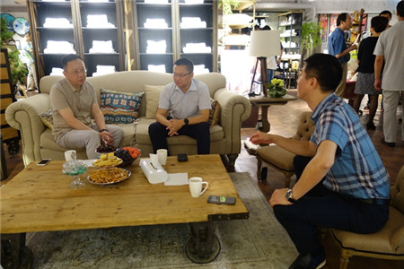 中國家紡協會赴夢潔家紡考察