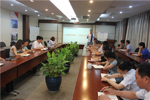 �ûʼ��F���c��п�·�y���������R�ϳ��l