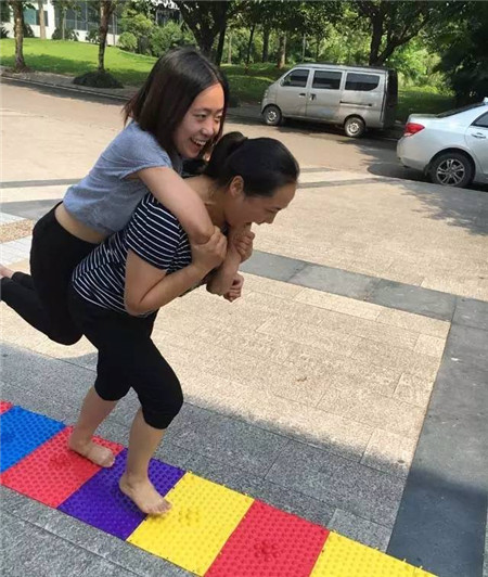 �Pʢ�Ҽ���������񹲾ۣ�ͬ���＾�x��