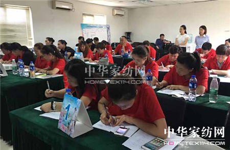 ������ؾ�Ӣ�R������ϵ�＾�lչ��