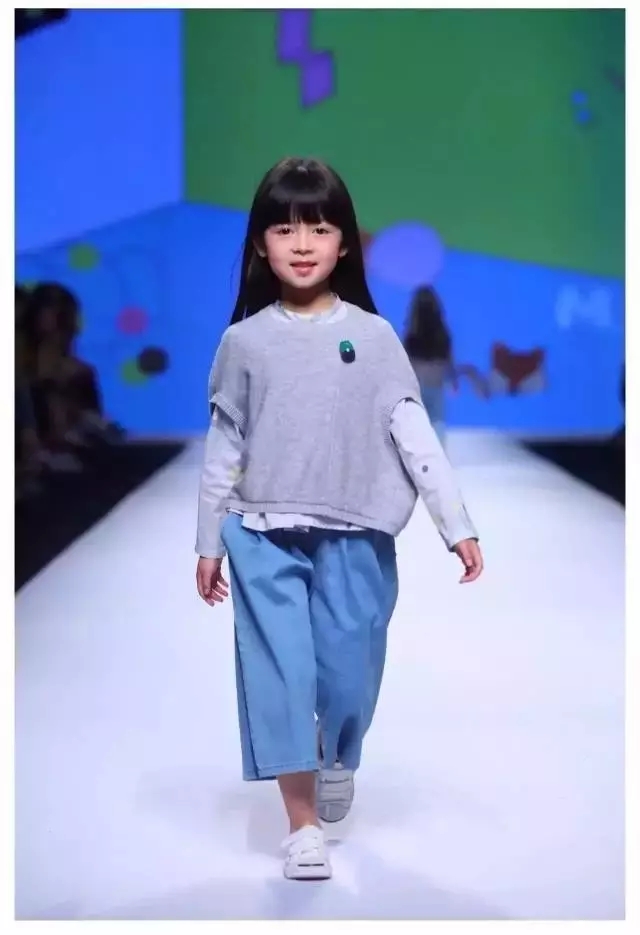 時尚設計師齊聚FASHIONSHOWCASE—絲博會成為杭州時尚平臺