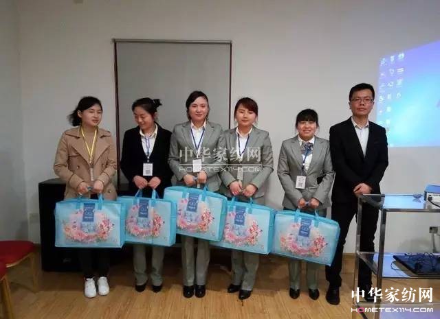 �R�����������\�����x����