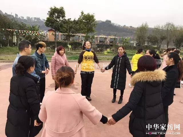 �Pʢ�Ҽ�����������Ӣ�R����ɽ�������@�����£�