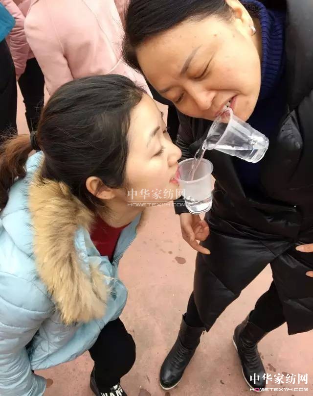 �Pʢ�Ҽ�����������Ӣ�R����ɽ�������@��������