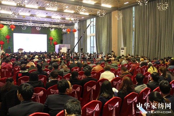 ���m����׃2017��������Ʒ�l(f��)���ߠI(y��ng)�N���(hu��)¡�����_�������O�ɵ�͑׃����