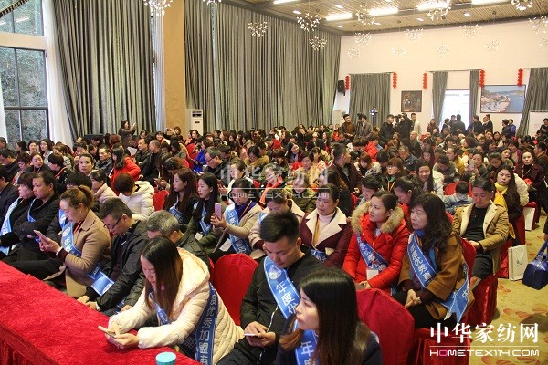 ���m����׃2017��������Ʒ�l(f��)���ߠI(y��ng)�N���(hu��)¡�����_�������O�ɵ�͑׃����