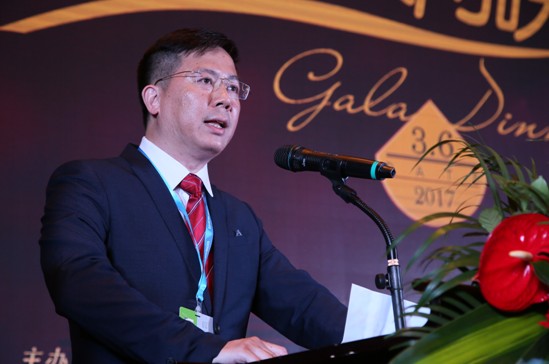 繼往開來,開創國際化時尚化發展新時代