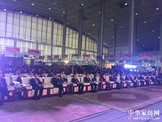 一條藏毯產(chǎn)業(yè)架起世界文化橋梁