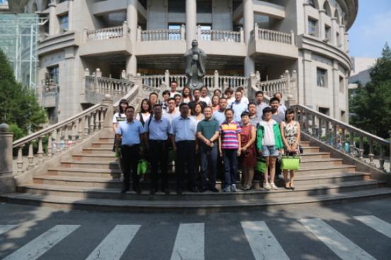 山東商河政協(xié)委員到訪毛毛雨家紡探訪中小企業(yè)如何做電商