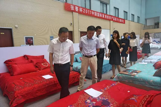 �Ҹ�������ζϯ����ͨ������������300���Ҽ��a(ch��n)Ʒ��Ů��ʣ�