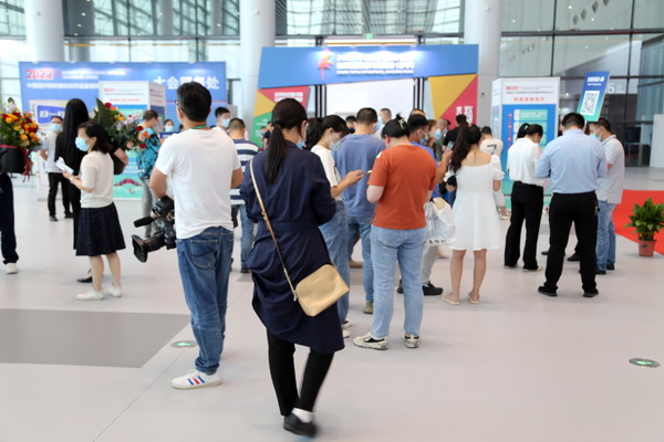 拓展國內(nèi)國際市場,提振行業(yè)產(chǎn)業(yè)信心! ——2022中國紹興柯橋春季紡博會(huì)啟幕