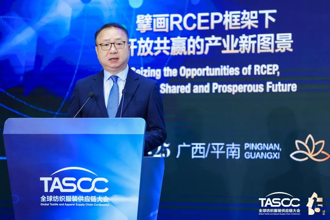 ��θ��|����ʩRCEP��̤��ȫ�򼏿����b�a�I�_�Ź��A�lչ֮·��